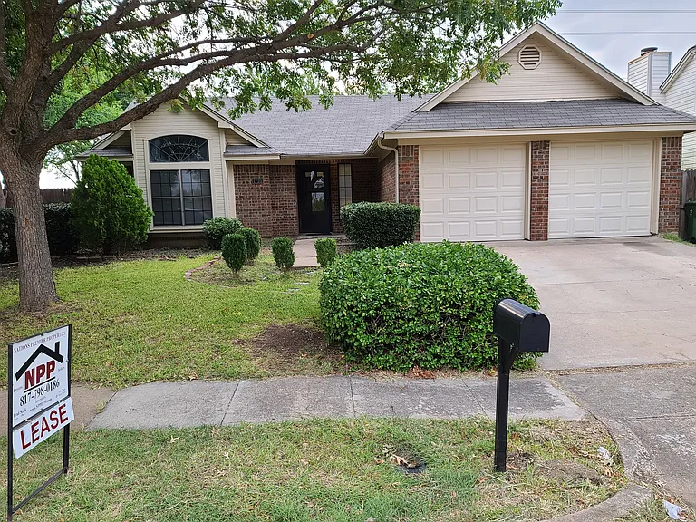 4735 Hollow Tree Dr — Photo 23
