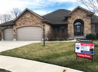 90 Crest Oak Ct, Springboro, OH 45066