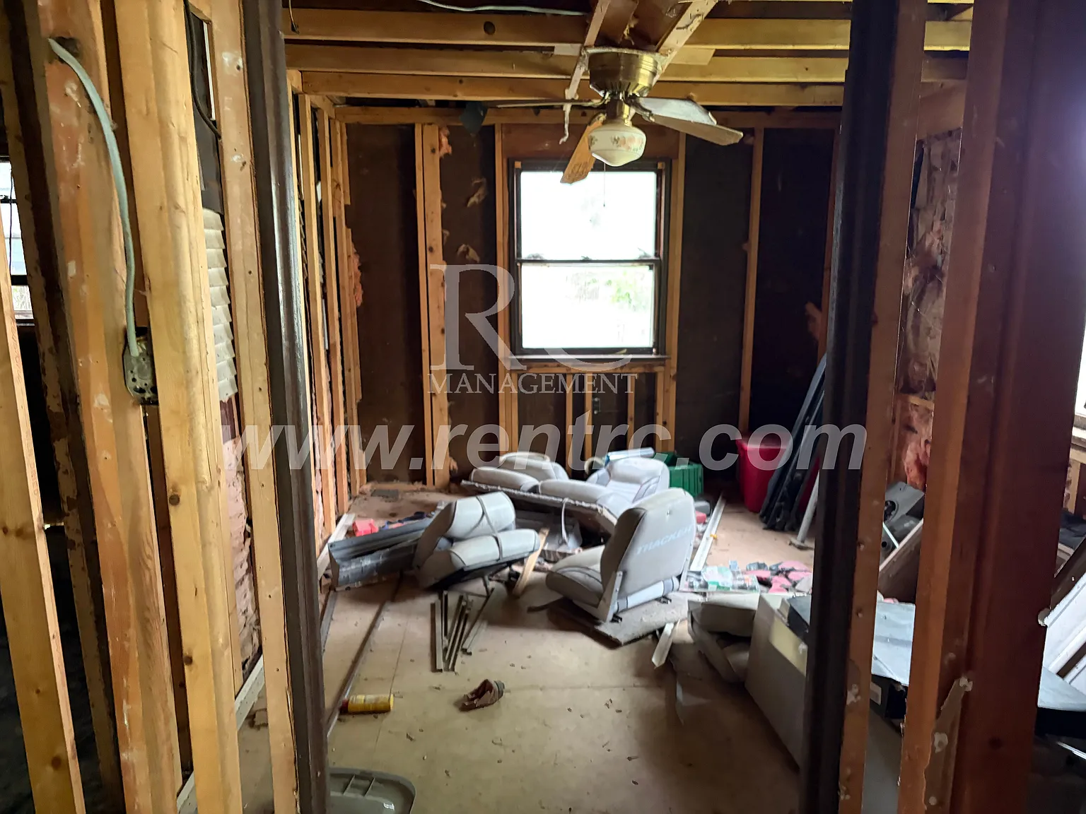 3 bed, 1200 sqft, $500 — Photo 4