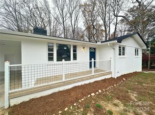 444 Loop Rd, Hendersonville, NC 28792