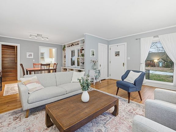 4th image of 6521 Elmcrest Dr