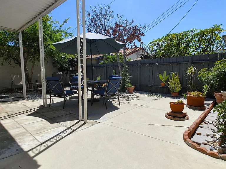 329 Brent Pl — Photo 15