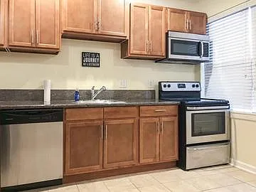1 bed, $1,350 — Photo 2
