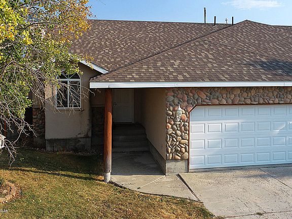 5th image of 290 Bear Hollow Cir