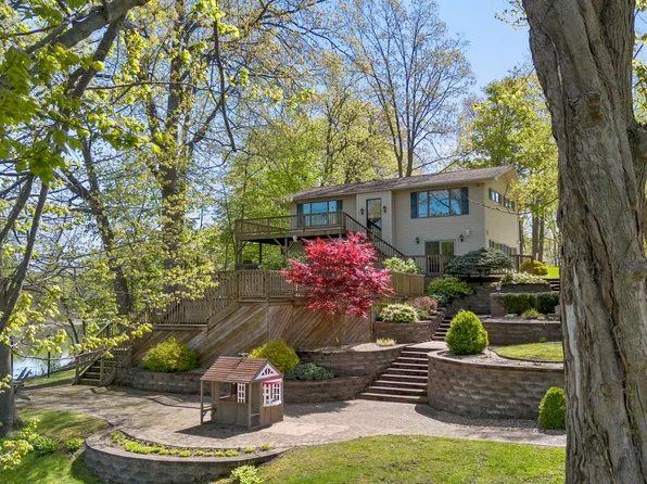 5120 S 945 E, Wolcottville, IN 46795