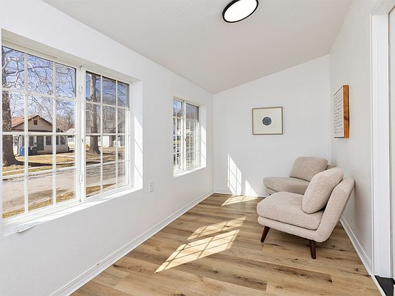3rd image of 2915 4th St