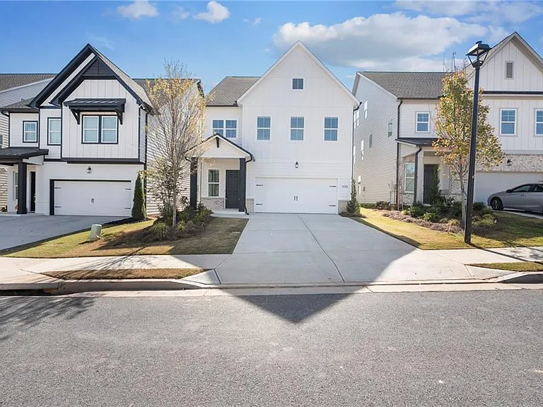 1042 Winding Branch Dr — Photo 1