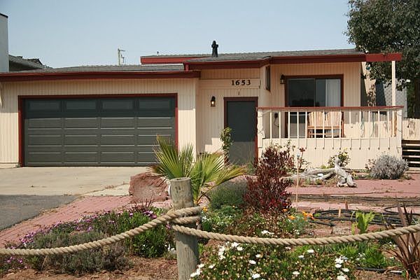 Front of House and Yard