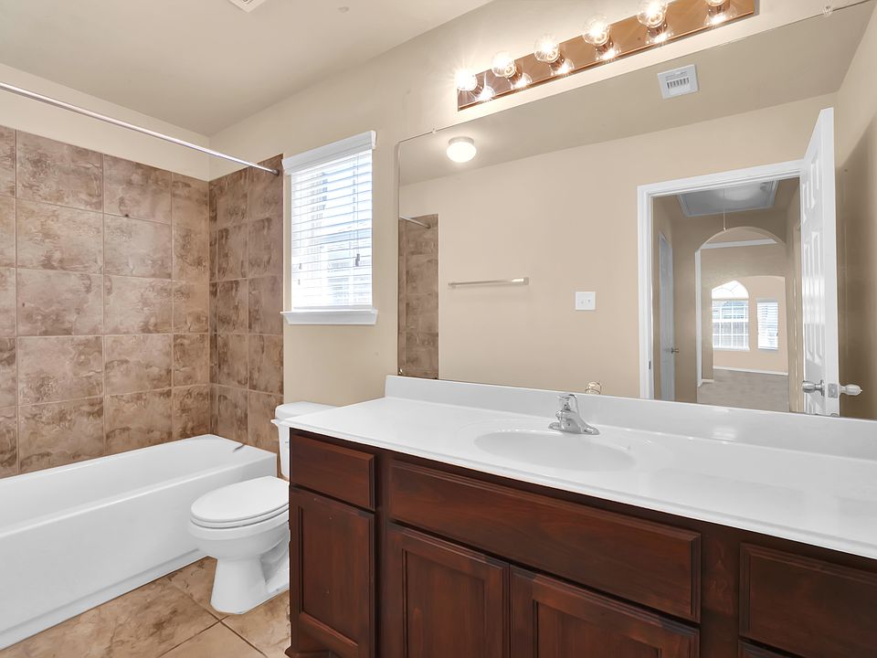 1st image of 1940 Golden Creek Ln