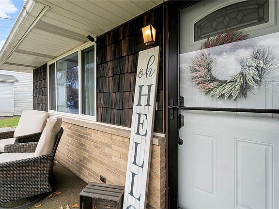 2nd image of 182 Chapel Dr