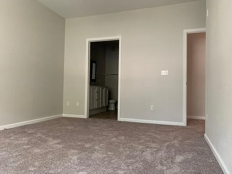 1145 S Alton St #A — Photo 7
