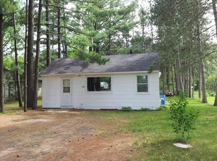 623 W Taylor St, Plainfield, WI 54966