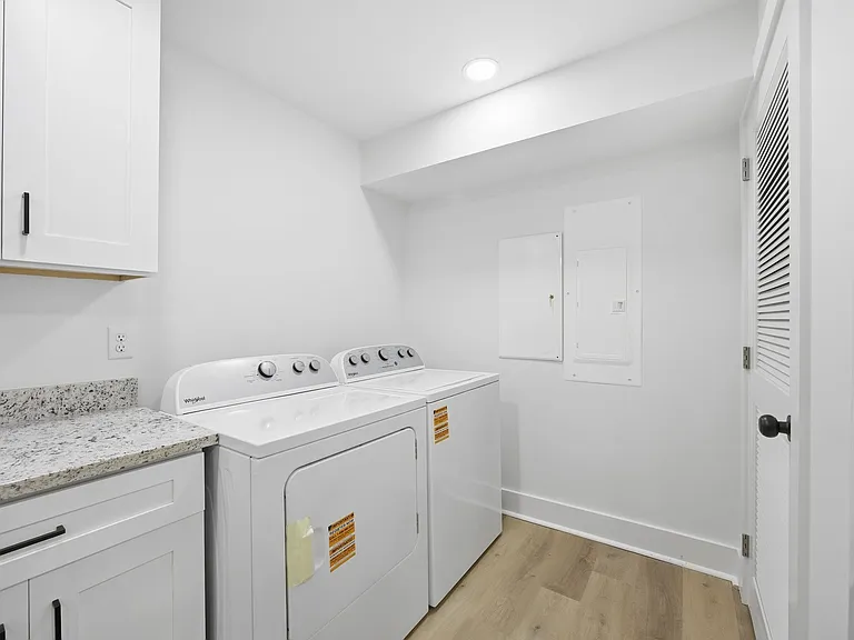 2903 15th Ave #101 — Photo 7