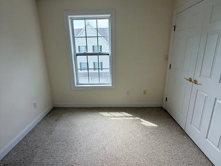 35 Judith Ln #204 — Photo 12