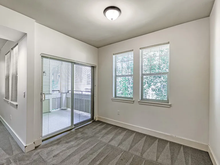 8535 Avondale Rd NE #A204 — Photo 17