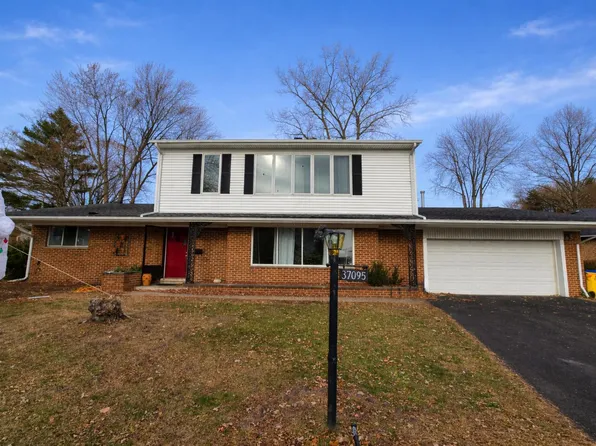 37095 Highview St, New Baltimore, MI 48047