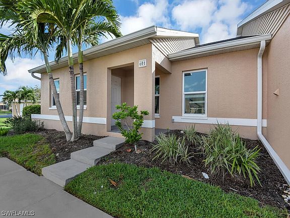 2nd image of 16810 Sanibel Sunset Ct APT 601