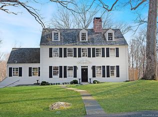 399 Laurel Rd, New Canaan, CT 06840