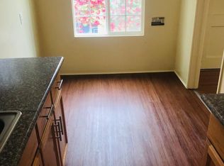 3594 Los Flores Blvd APT B, Lynwood, CA 90262