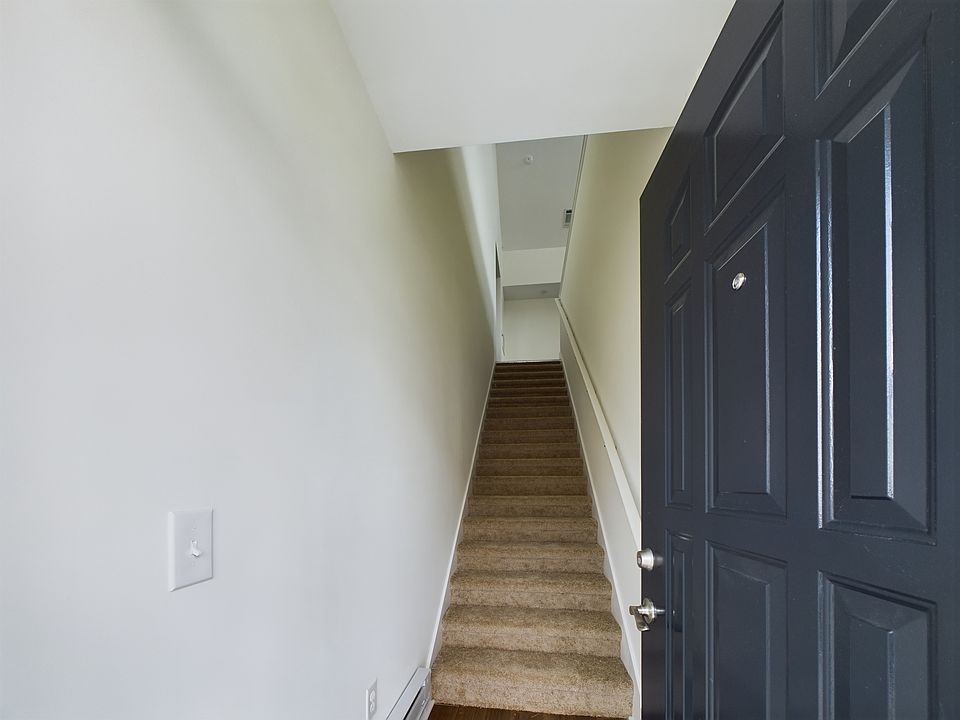 1st image of 375 Quinn Ln #19-205