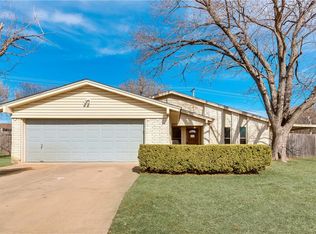 7412 Cheryl Ct, Watauga, TX 76148