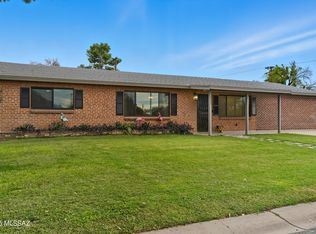 2502 E Kleindale Rd, Tucson, AZ 85716