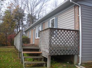 201 Sunnyside Dr, Boomer, NC 28606