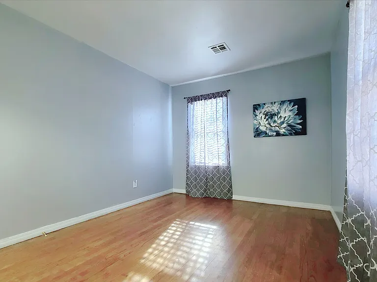 3512 N Holman Ct — Photo 25