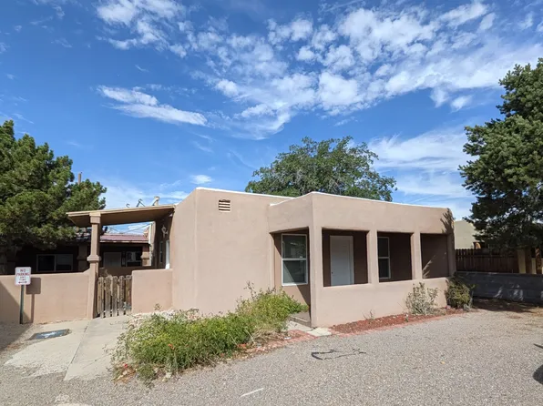 633 Adams St NE, Albuquerque, NM 87110