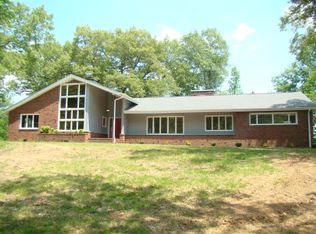 42 Hillcrest Dr, Paris, TN 38242