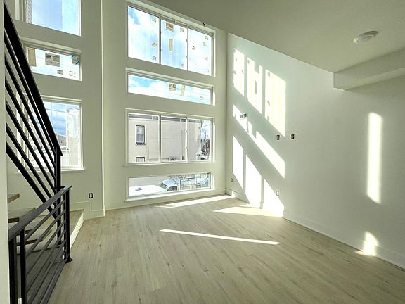 3rd image of 2603 E Boston Ave #2B