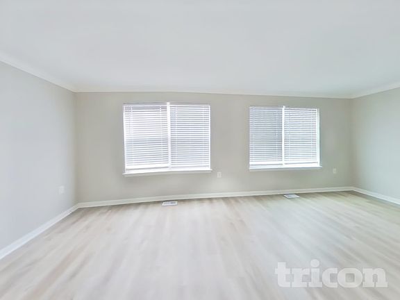 2nd image of 4633 Sherwood Mills Rd