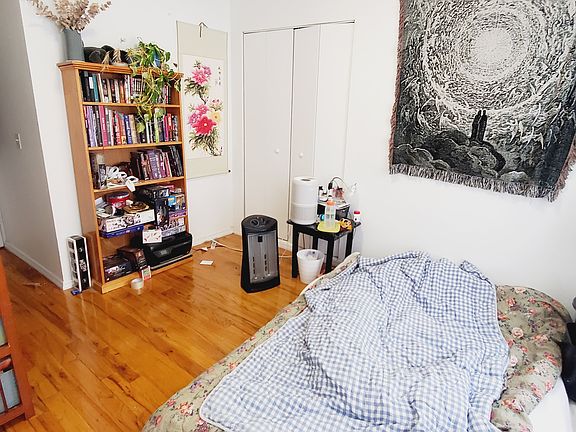 4th image of 48 Morgan Ave APT 2R