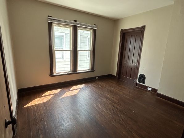 221 Lenox Ave #2