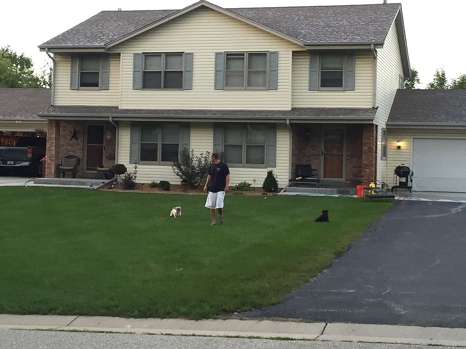 1st image of 19050 Hiview Dr
