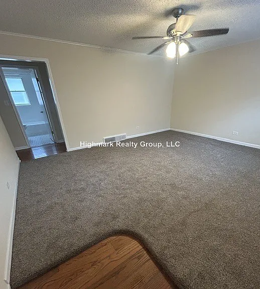 115 W Ash St #C — Photo 10