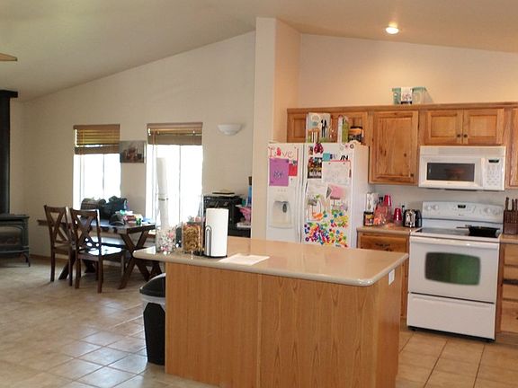 5th image of 2817 Lincoln Ave #14A