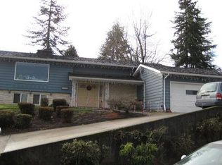 15910 NE Morris St, Portland, OR 97230