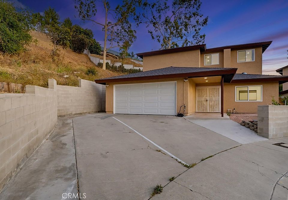 1st image of 125 Campanita Ct
