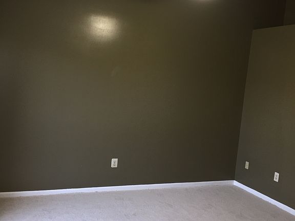 5th image of 26 Denny Cir