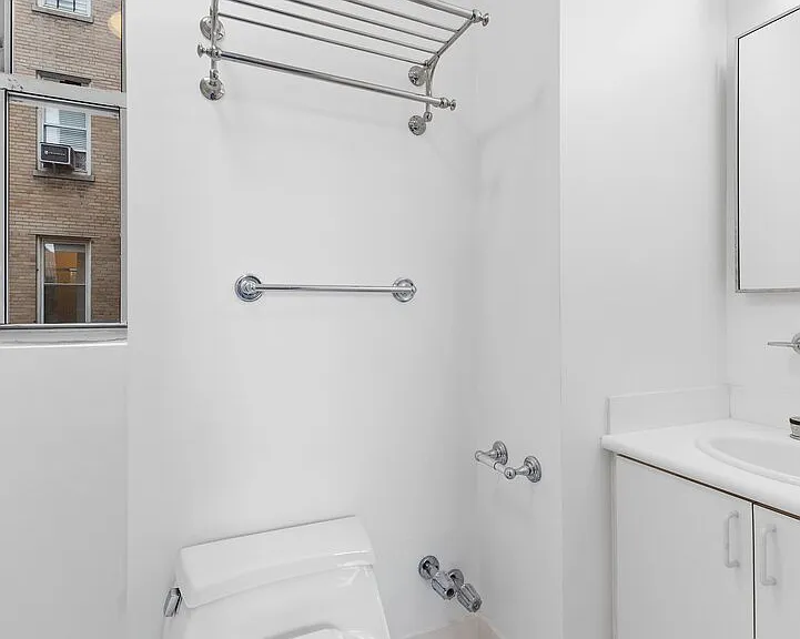 544 E 86th St #11W — Photo 8