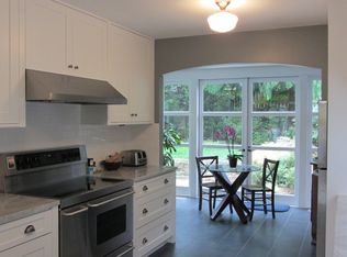 7047 20th Ave NE, Seattle, WA 98115