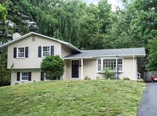 902 Burnt Crest Ln, Silver Spring, MD 20903