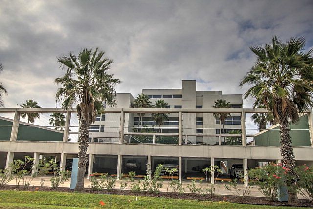 1st image of 4501 Laguna Blvd #206