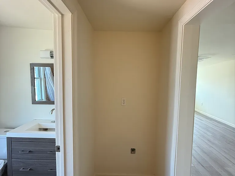 3203 Vickers Rd #2 — Photo 25