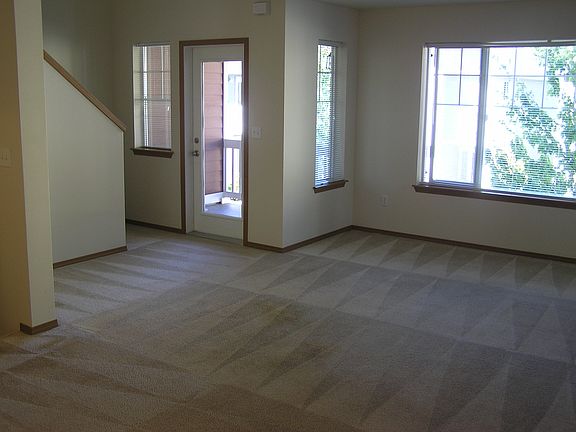 5th image of 14819 36th Avenue Ct E