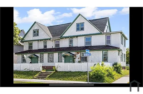 1601 E Main St #4 Photo 1