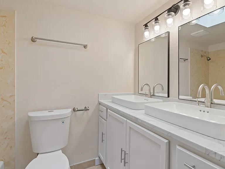 280 S Atlanta Dr — Photo 21