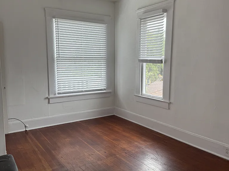 2045 K St #5 — Photo 3