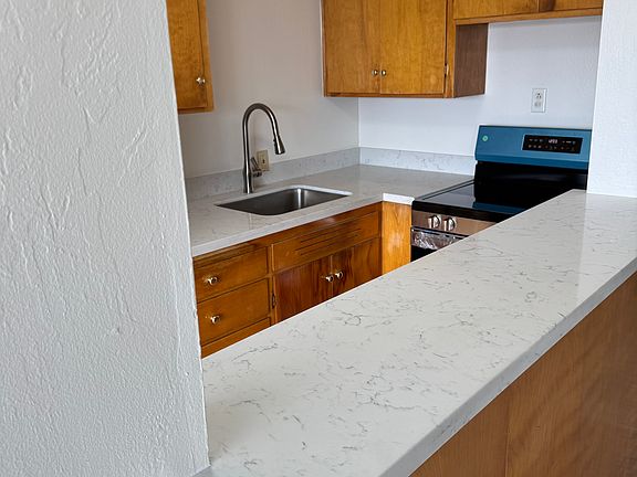 2nd image of 545 39th Ave #7